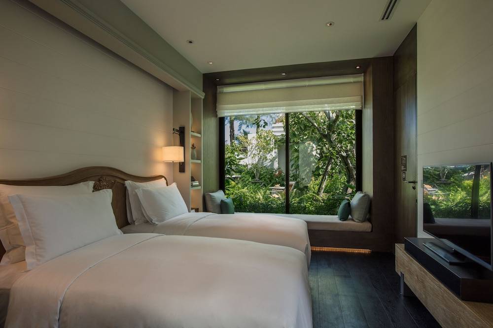 Rosewood Phuket