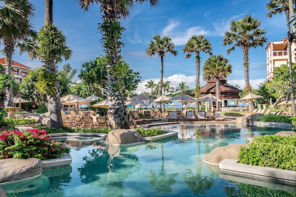 Centara Grand Beach Resort Phuket