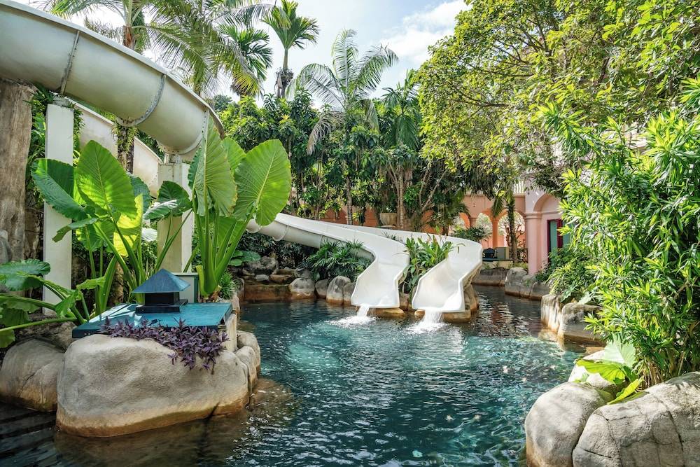 Centara Grand Beach Resort Phuket