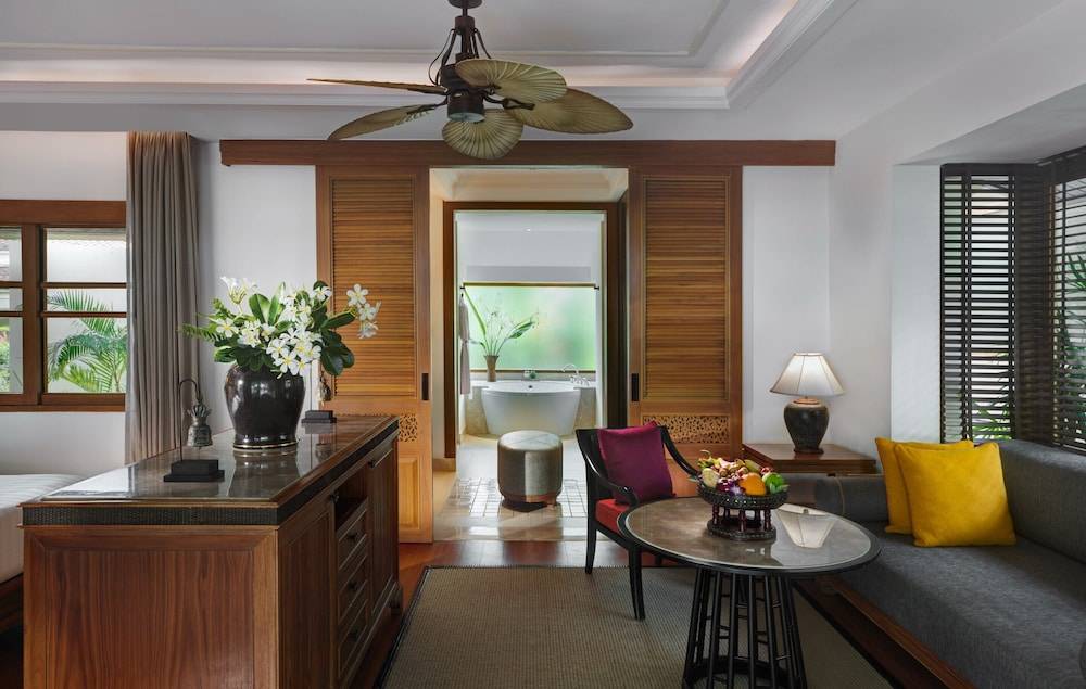 Santiburi Beach Resort & Spa