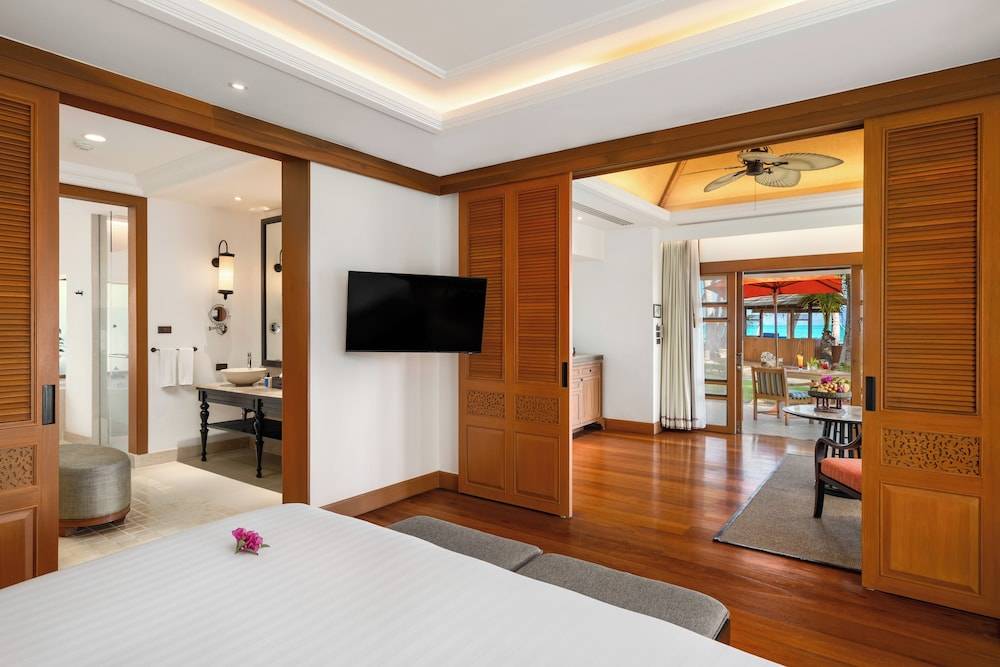 Santiburi Beach Resort & Spa