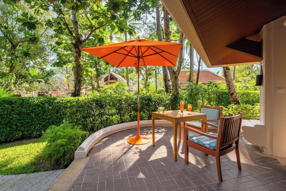 Santiburi Beach Resort & Spa