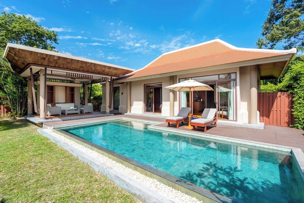 Santiburi Beach Resort & Spa