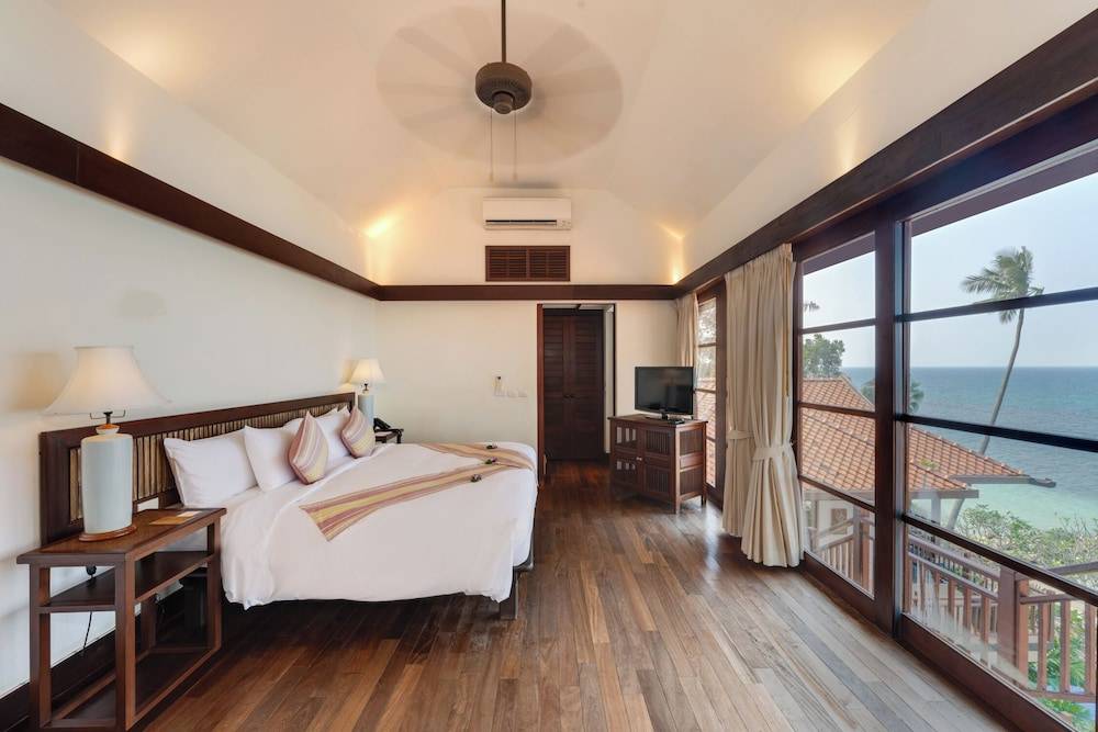 Napasai, A Belmond Hotel