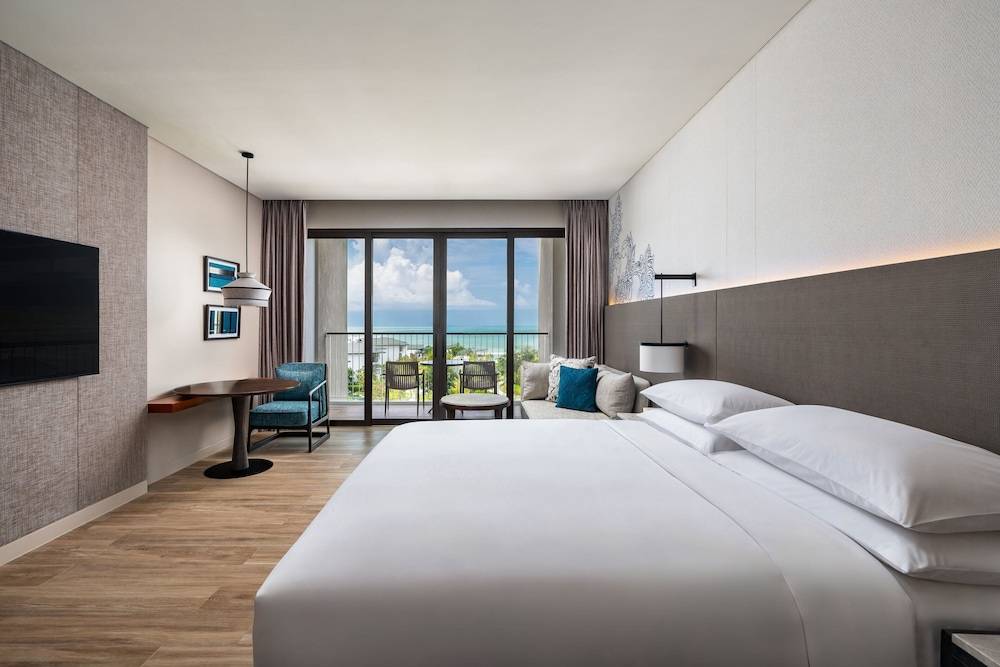 Khao Lak Marriott Beach Resort & Spa