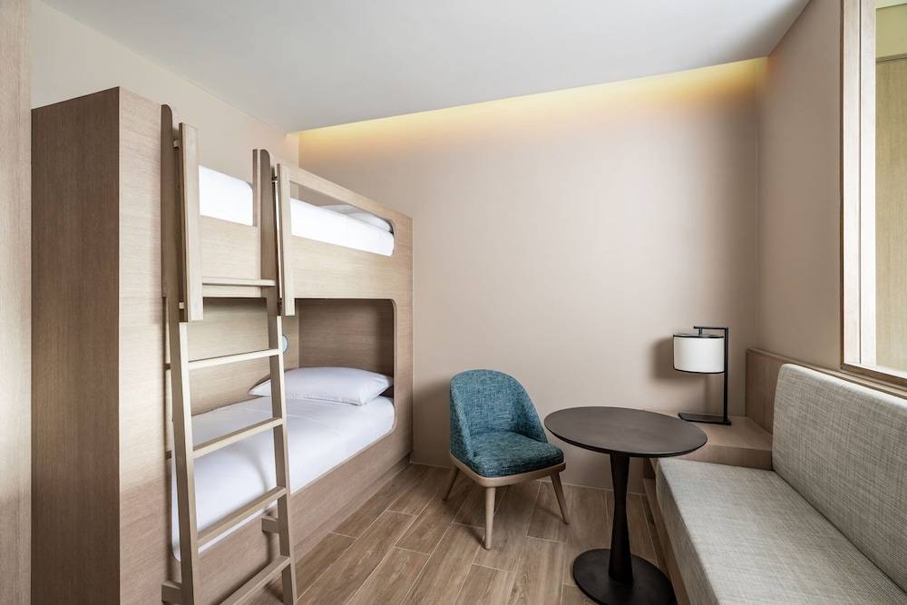 Khao Lak Marriott Beach Resort & Spa