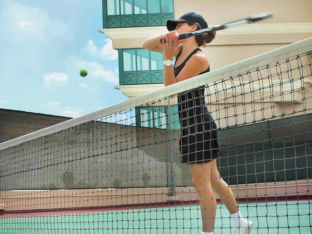 Mövenpick Grand Al Bustan Dubai