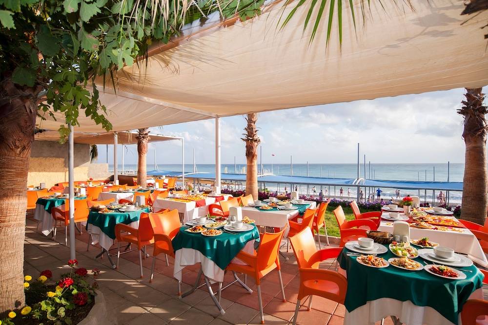 Concordia Celes Hotel