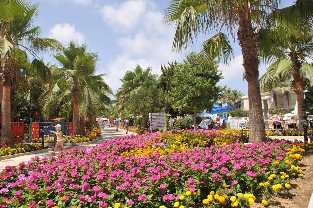 Concordia Celes Hotel