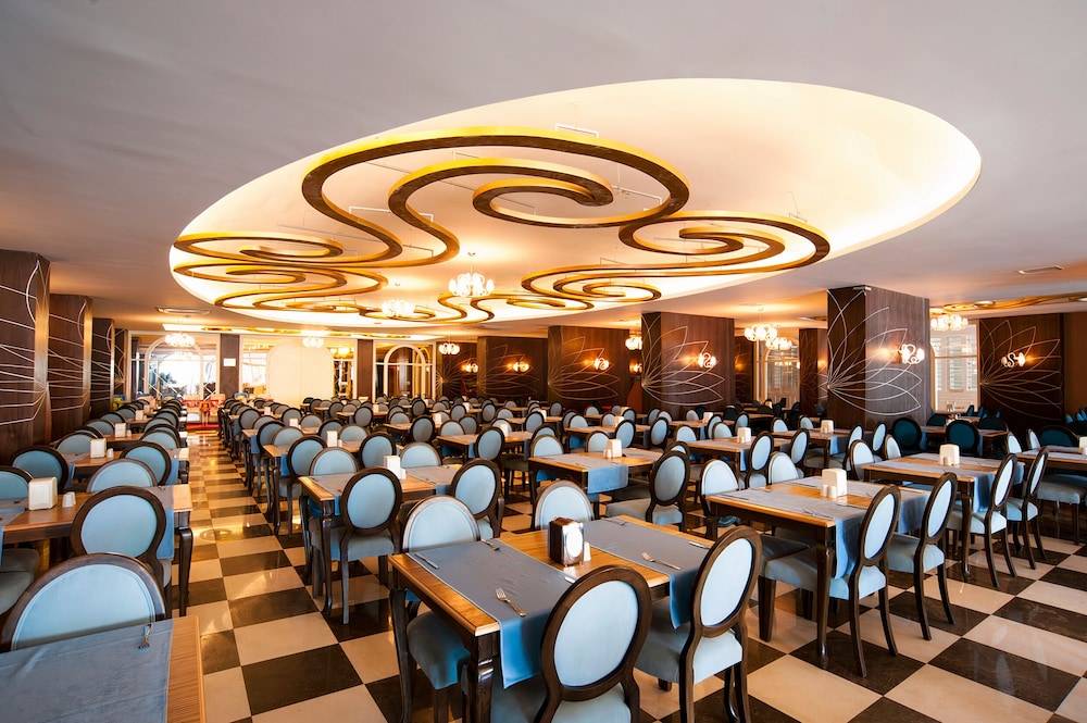 Concordia Celes Hotel