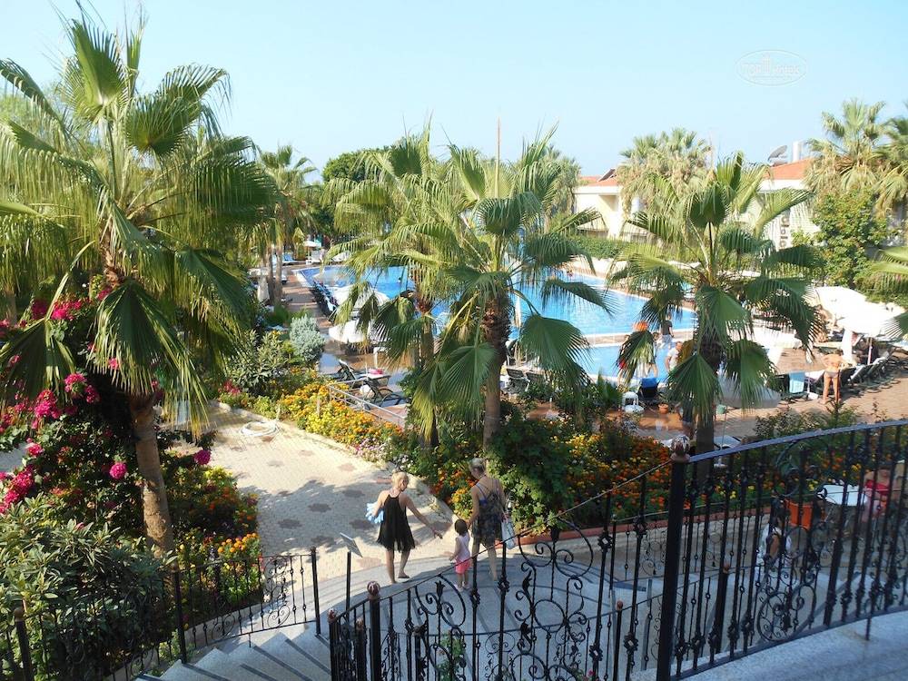 Concordia Celes Hotel