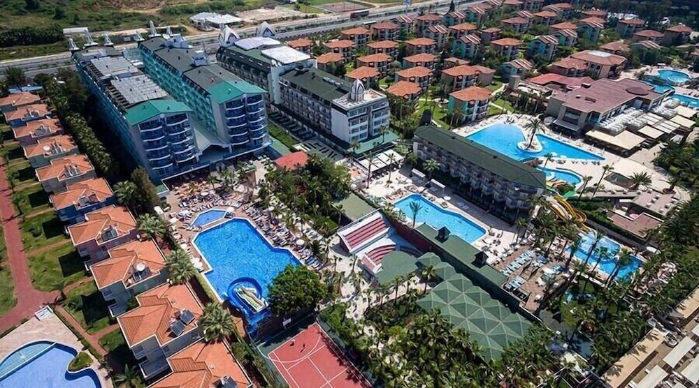 Concordia Celes Hotel