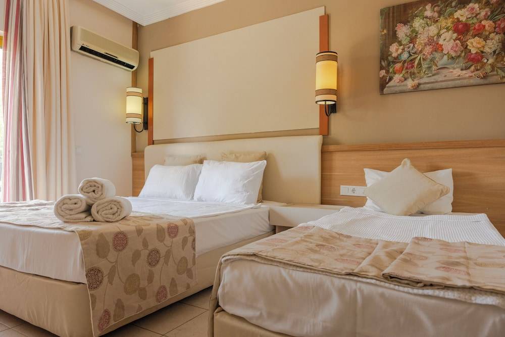 Belpoint Beach Hotel