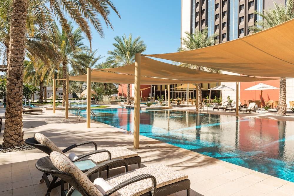 Sheraton Oman Hotel Sheraton Oman Hotel