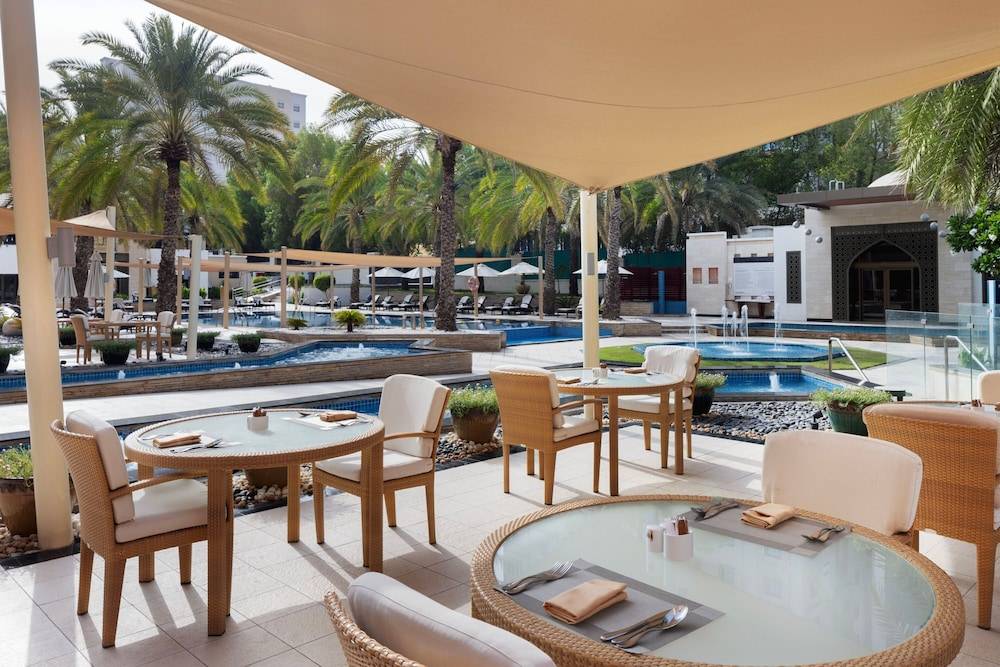 Sheraton Oman Hotel Sheraton Oman Hotel