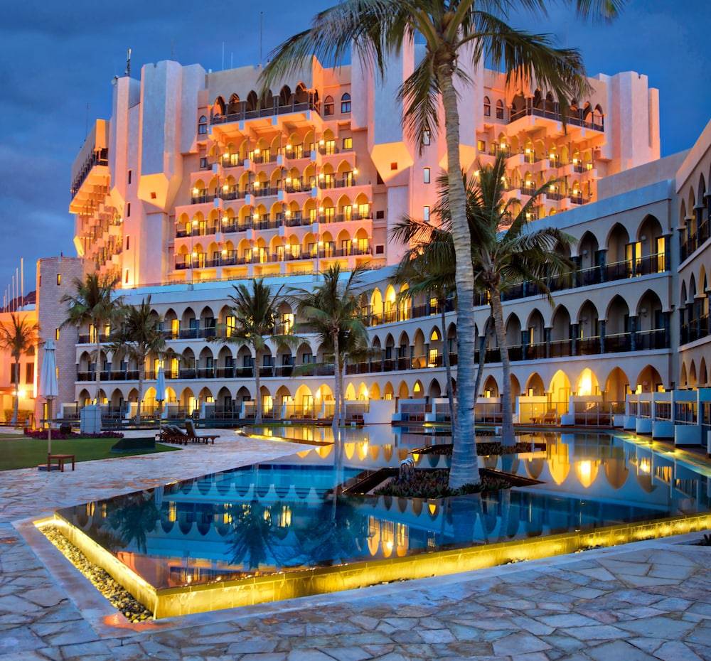 Al Bustan Palace, A Ritz-Carlton Hotel