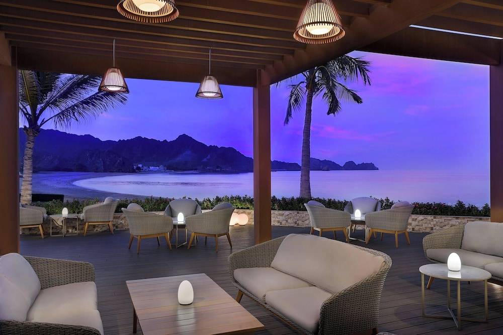 Al Bustan Palace, A Ritz-Carlton Hotel