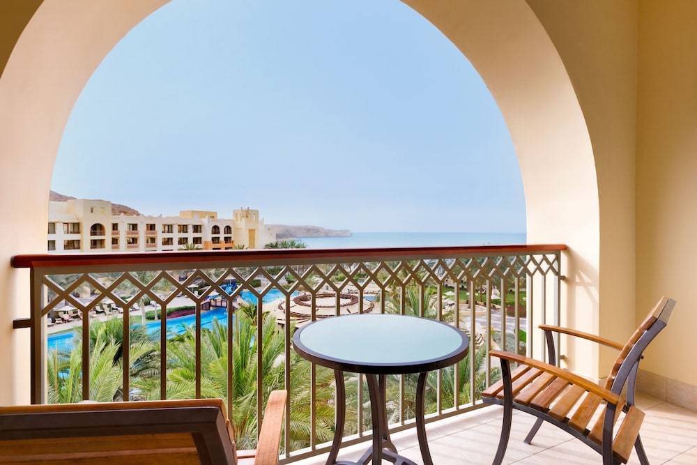Shangri-La Barr Al Jissah Resort & Spa