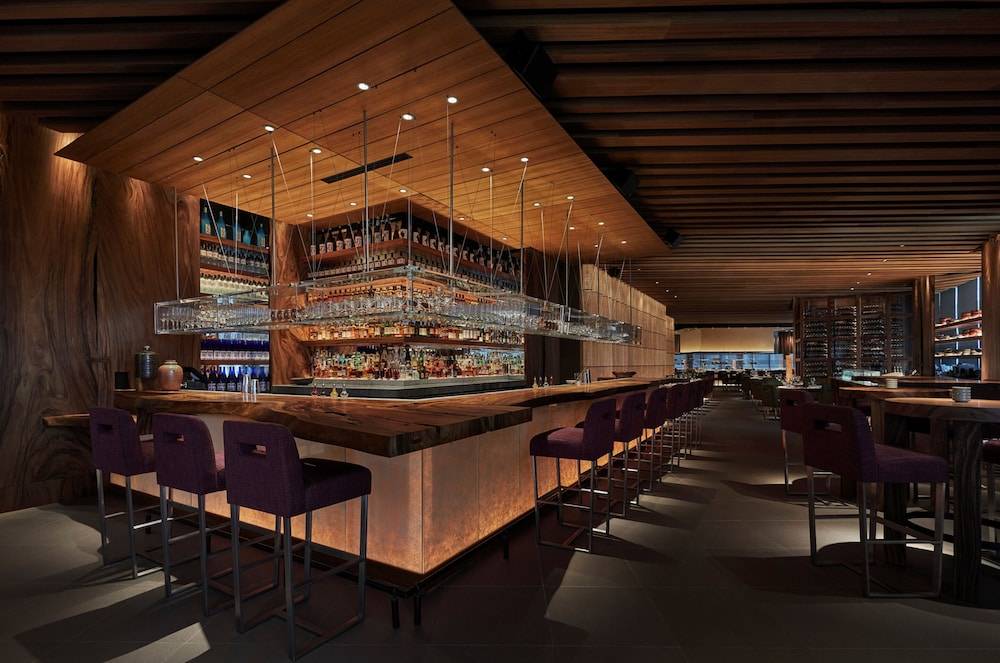 Four Seasons Hotel One Dalton Street, Boston