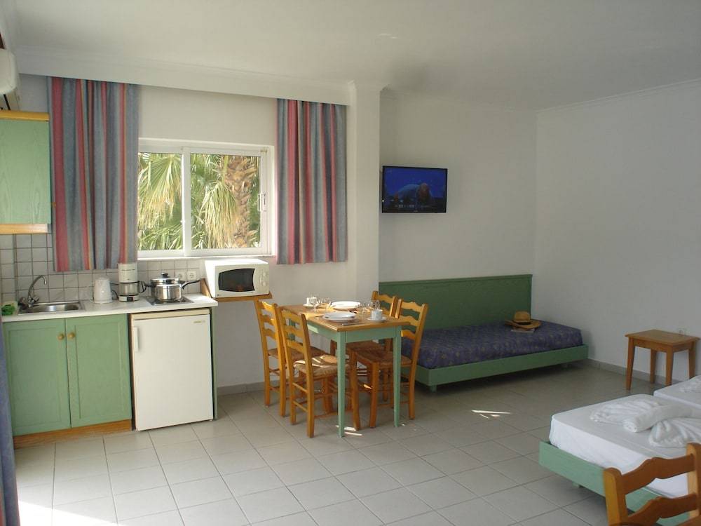 Andromeda Hotel Apartments