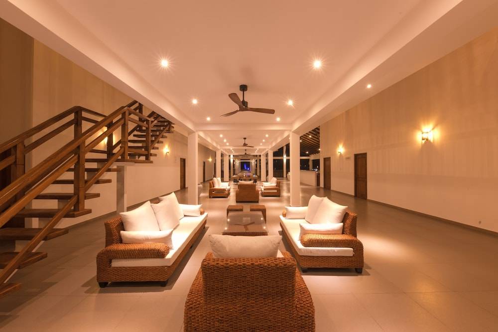 Uppuveli Beach by DSK