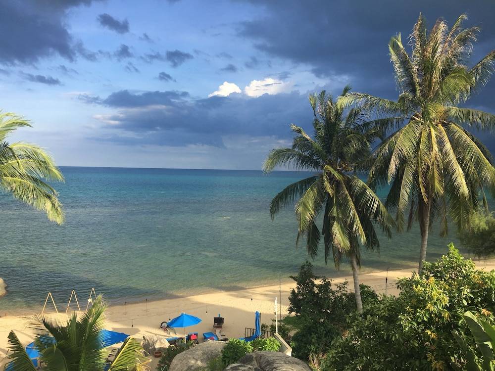 Royal Beach Boutique Resort & Spa