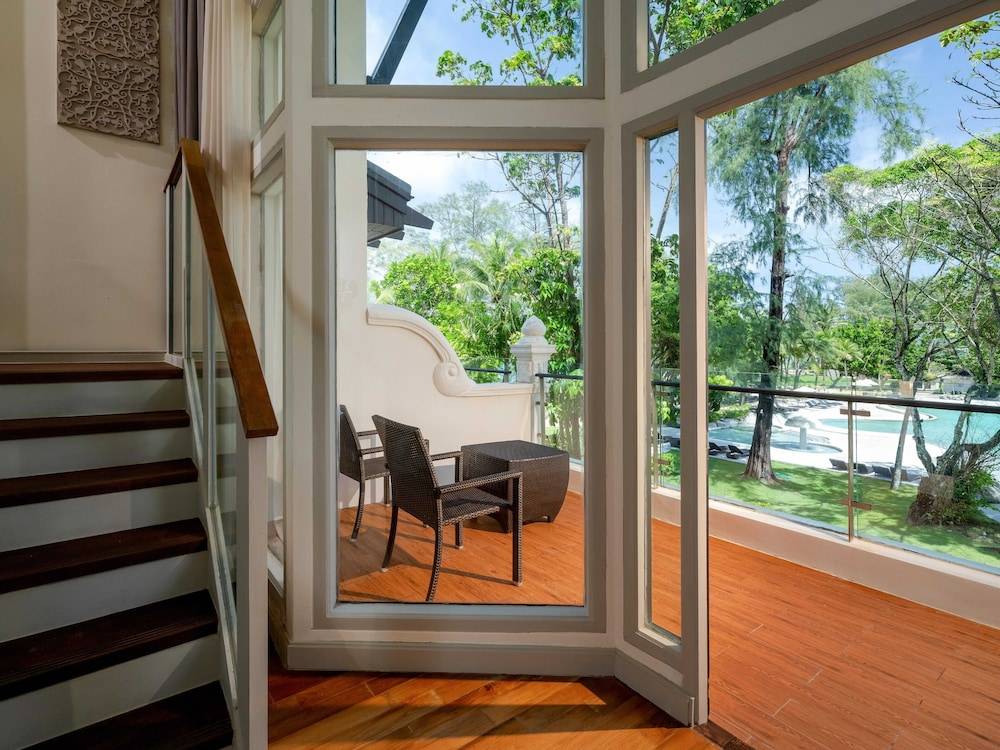 Natai Beach Resort & Spa