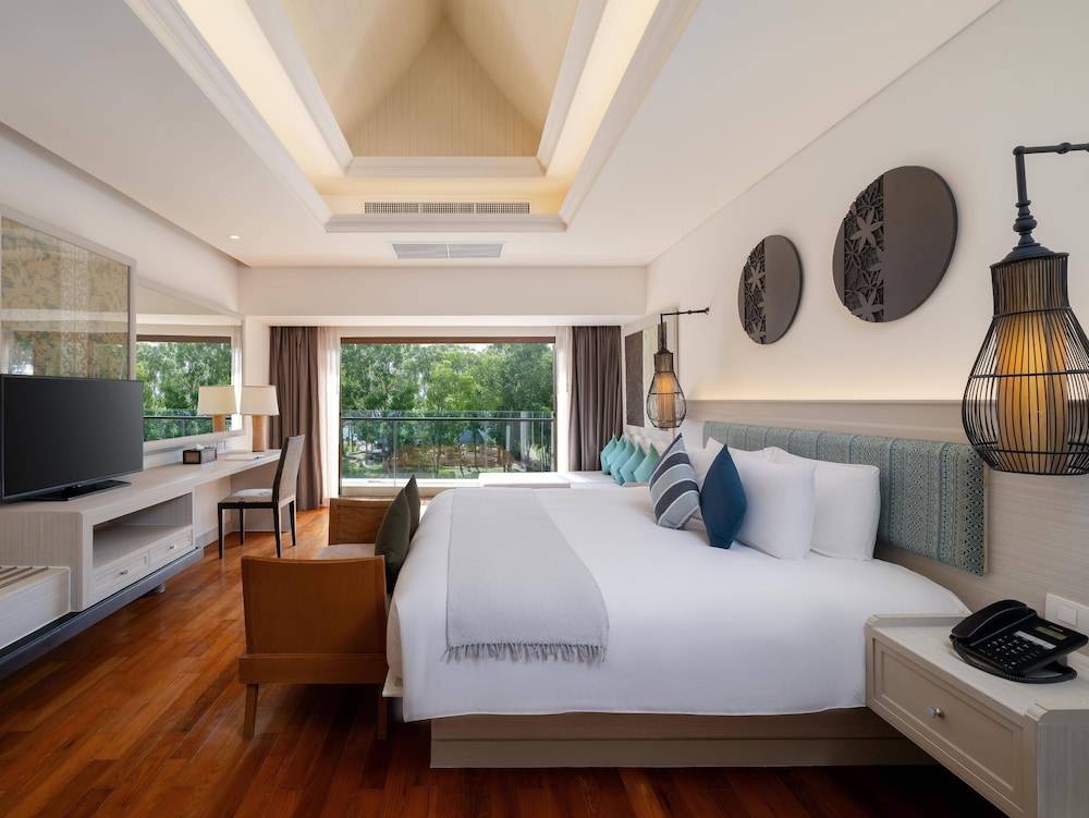 Natai Beach Resort & Spa