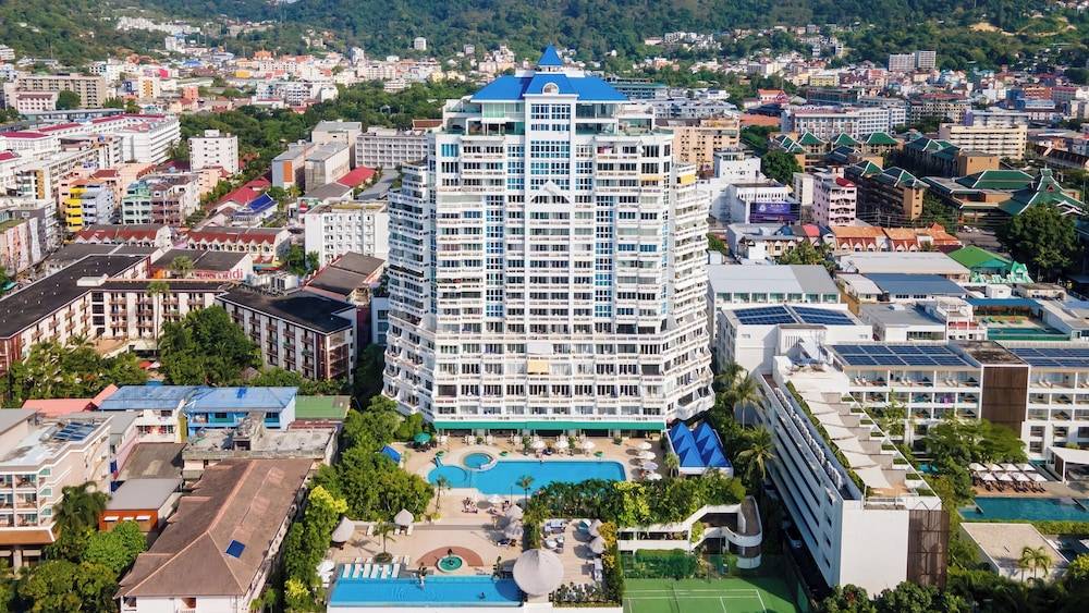 Andaman Beach Suites Hotel