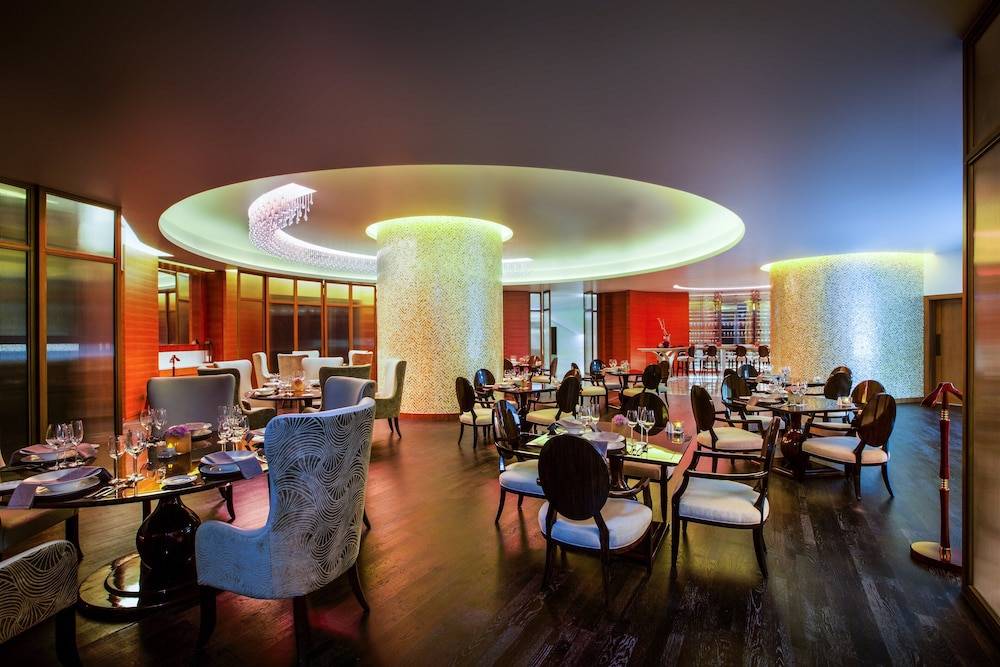 Bab Al Qasr Residence