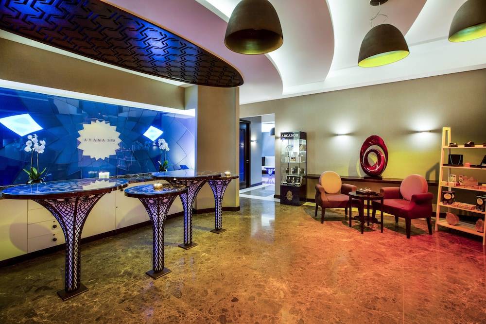 Bab Al Qasr Residence