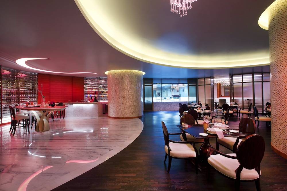 Bab Al Qasr Residence