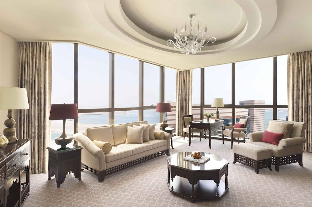 Bab Al Qasr Residence