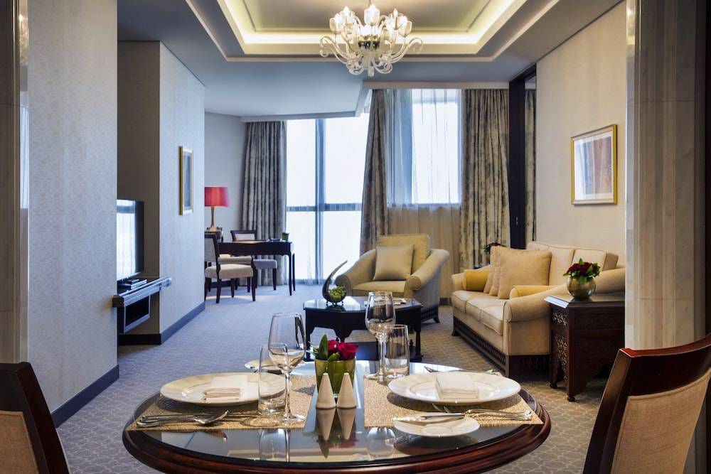 Bab Al Qasr Residence