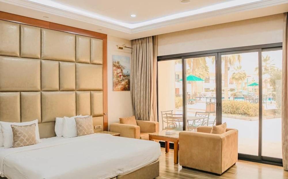 Palma Beach Resort & Spa