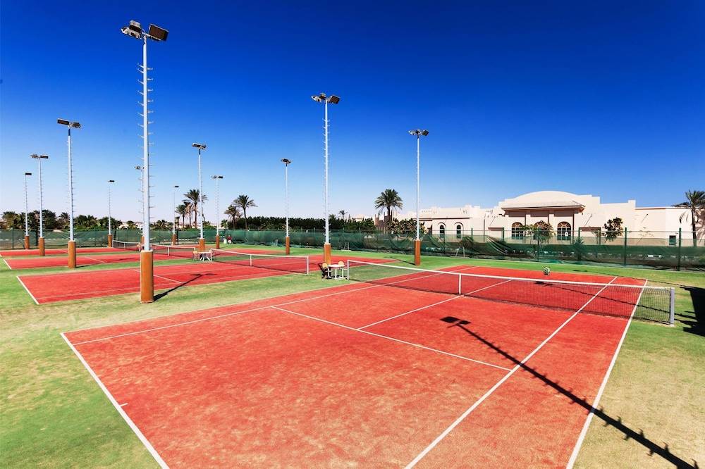 CLEOPATRA LUXURY RESORT MAKADI BAY