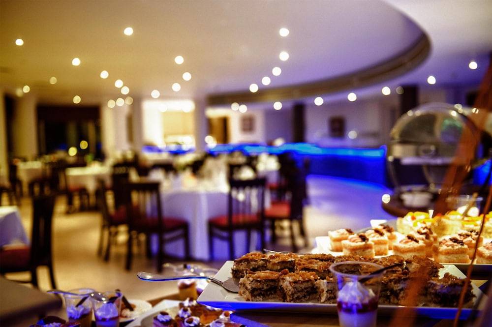 CLEOPATRA LUXURY RESORT MAKADI BAY