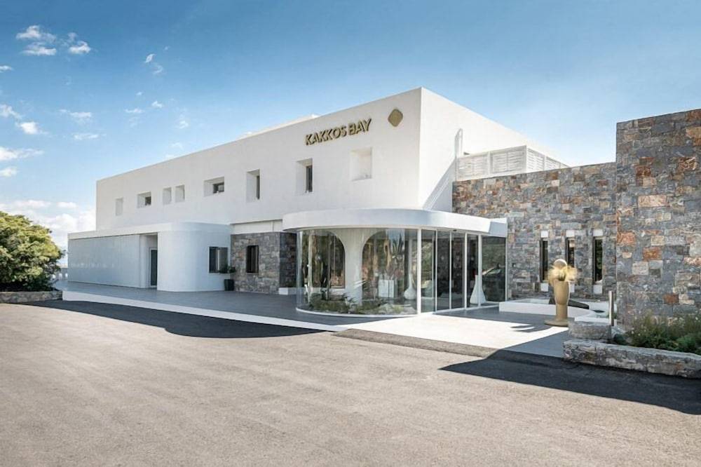 Kakkos Bay Resort