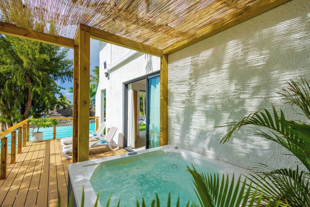 Coral Azur Mont Choisy