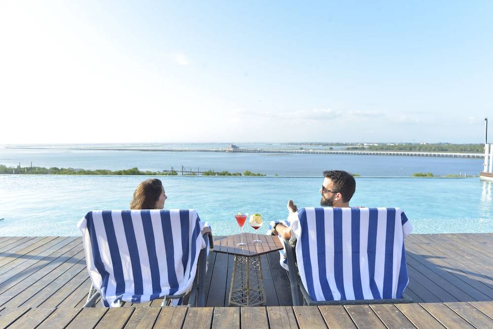 The Crystal Luxury Bay Resort Nusa Dua, Bali