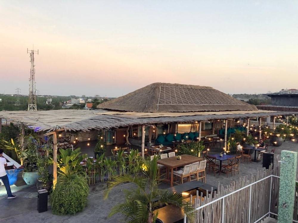 The Crystal Luxury Bay Resort Nusa Dua, Bali