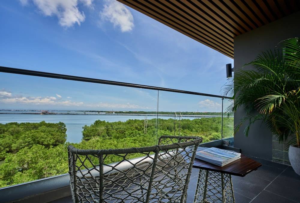 The Crystal Luxury Bay Resort Nusa Dua, Bali