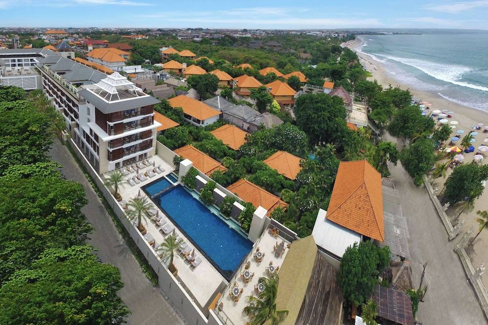 The Bandha Hotel & Suites