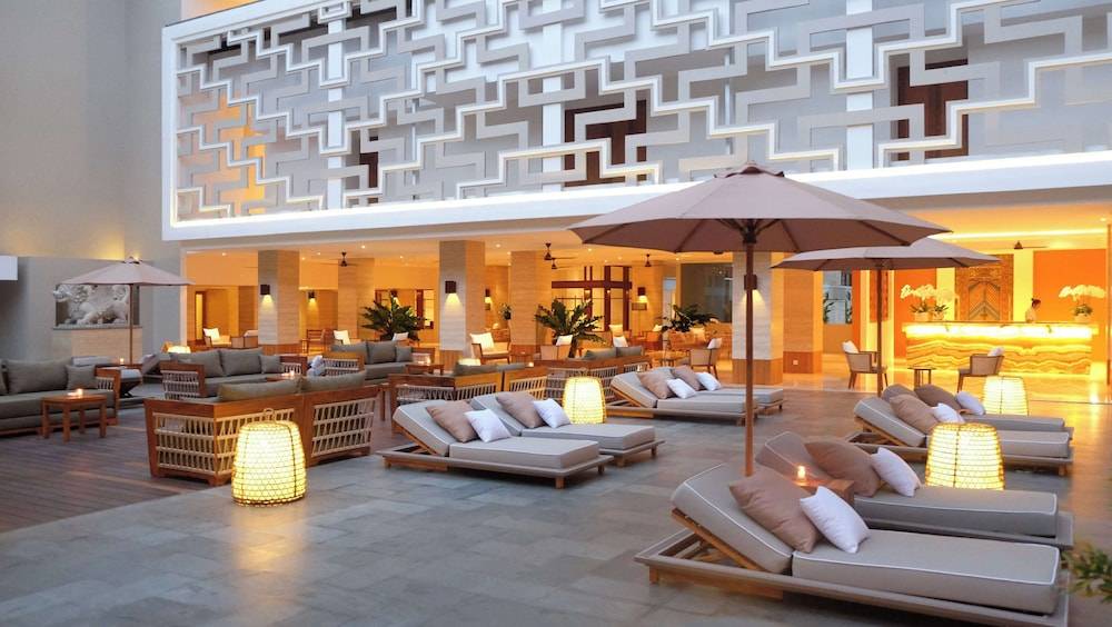 The Bandha Hotel & Suites