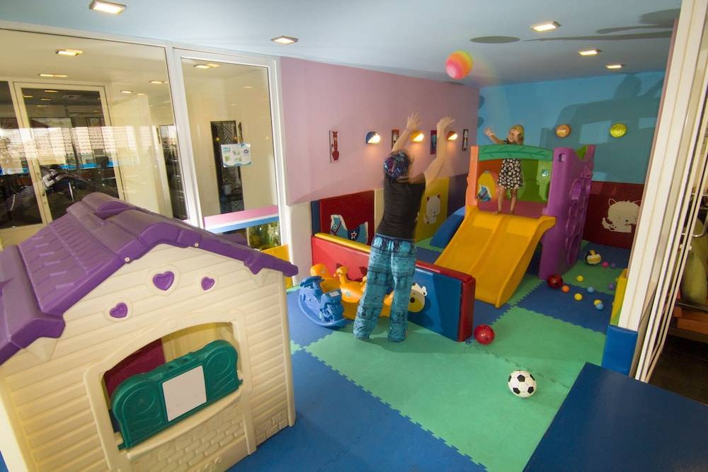 Chaweng Cove Beach Resort