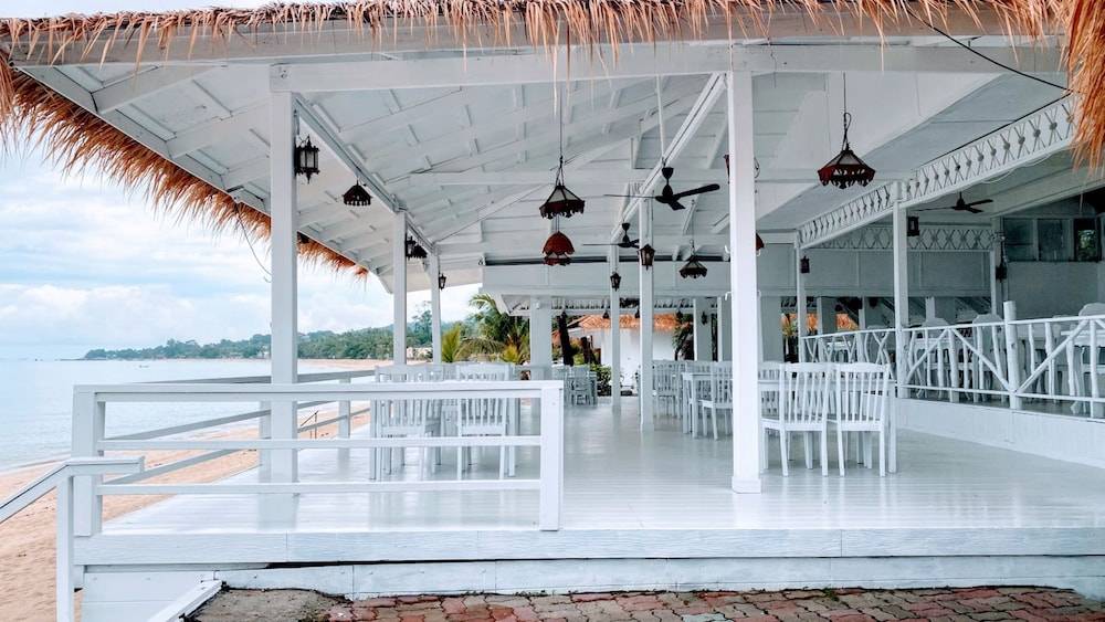 Sand Sea Resort and Spa