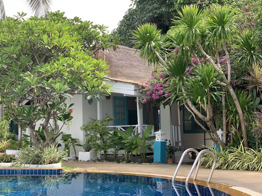 Sand Sea Resort and Spa