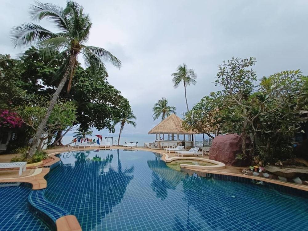 Sand Sea Resort and Spa