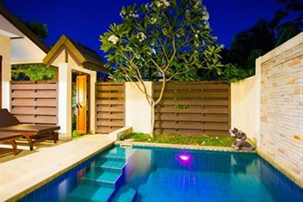 Coco Palm Beach Resort