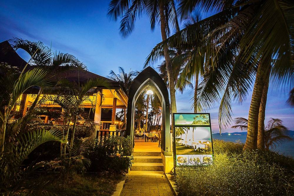 Coco Palm Beach Resort